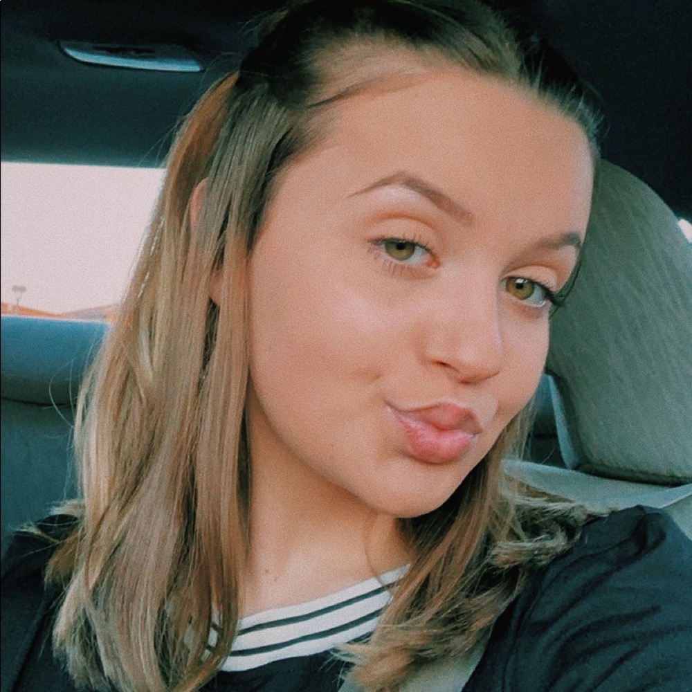 Meet your Posher, Kiersten